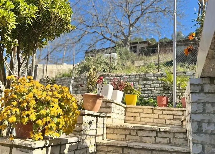 & Hospitality בית הארחה 4*